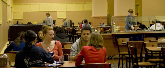SL_Dining_LHDR_group_685x285