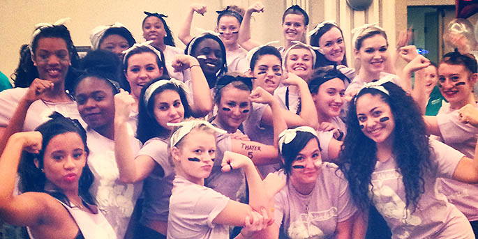 A group shot of female residents of the fifth floor of Thayer Hall. Student photo.