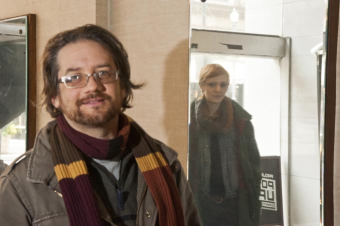 Main Feature-Coming Attraction