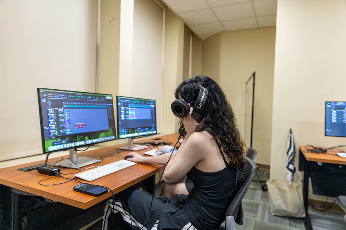 Students gained hands-on experience using Mac edit labs with Avid Pro Tools.