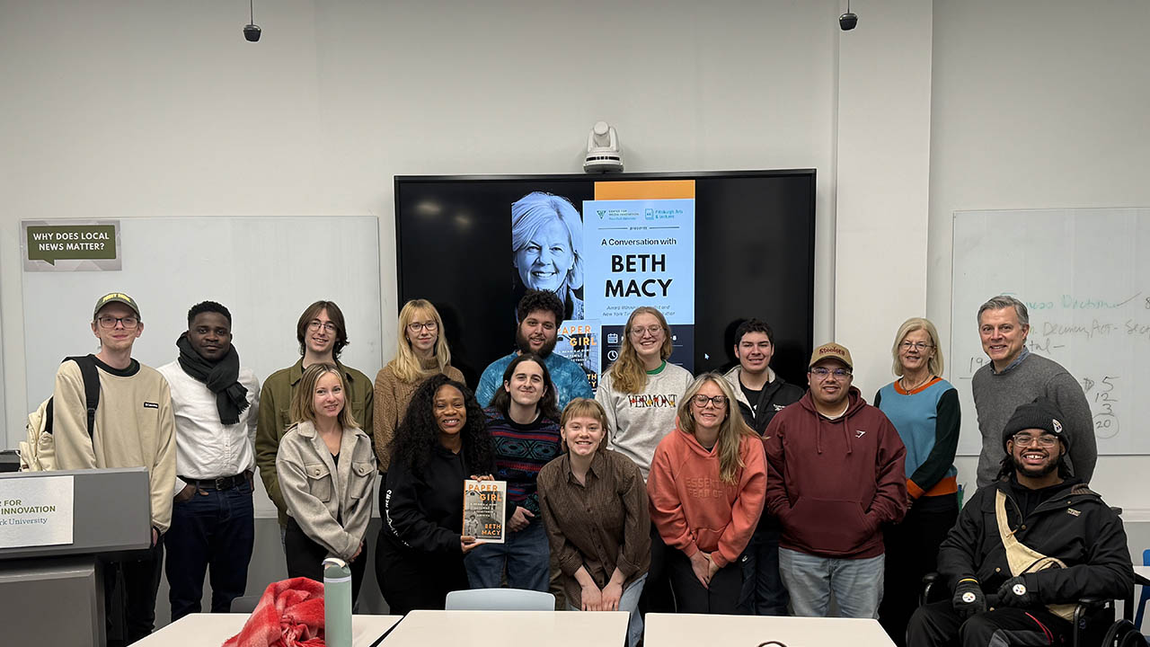 Students in the Point Park News Service class with author Beth Macy. 