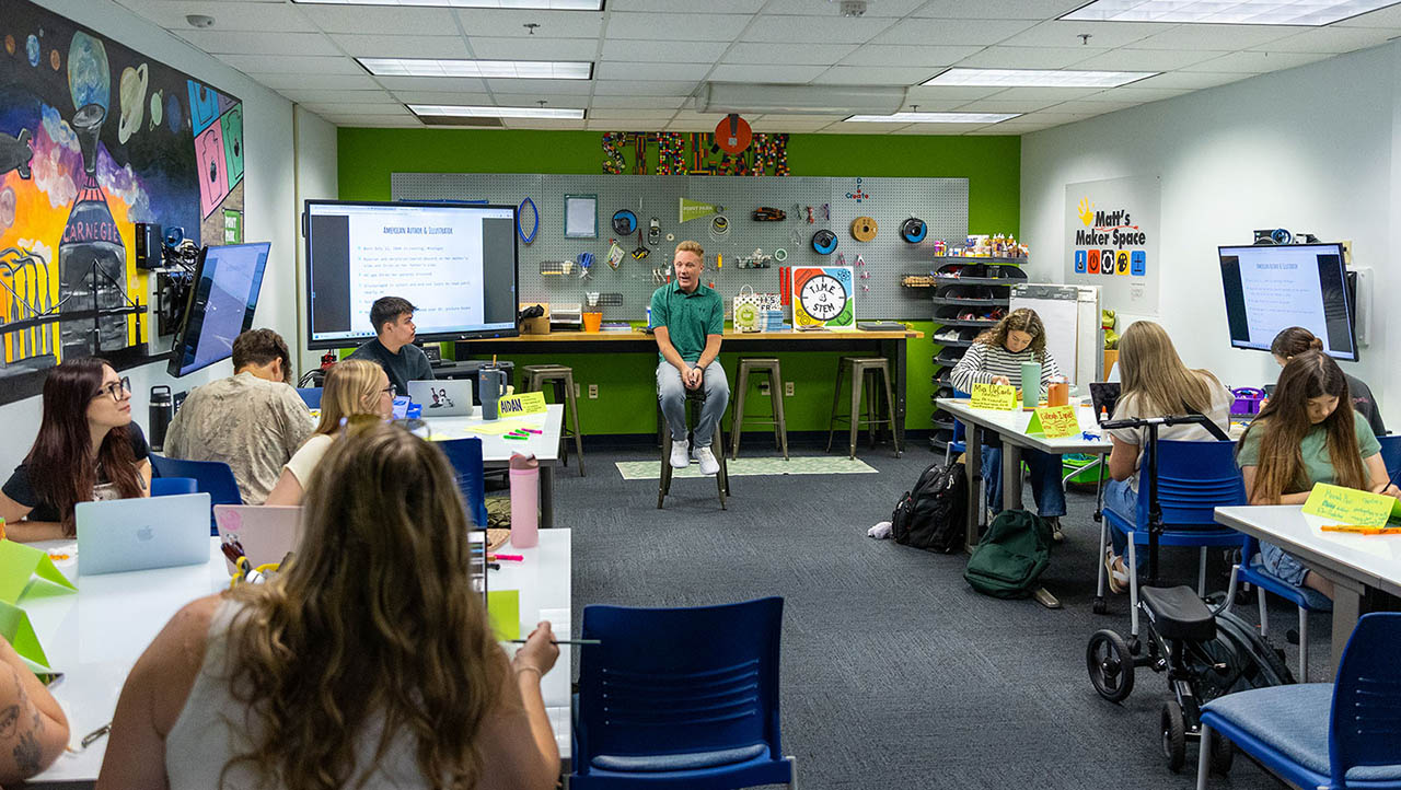 Josh Sektnan, Ed.D., a new assistant professor in the School of Education, teaches a class in one of Point Park University's two Matt's Maker Space classrooms.
