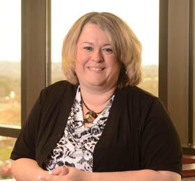 Pictured is M.B.A. alumna Pamela Zagar, a Medicare Operations Supervisor for CVS Caremark Corporation. | Photo by Jim Judkis