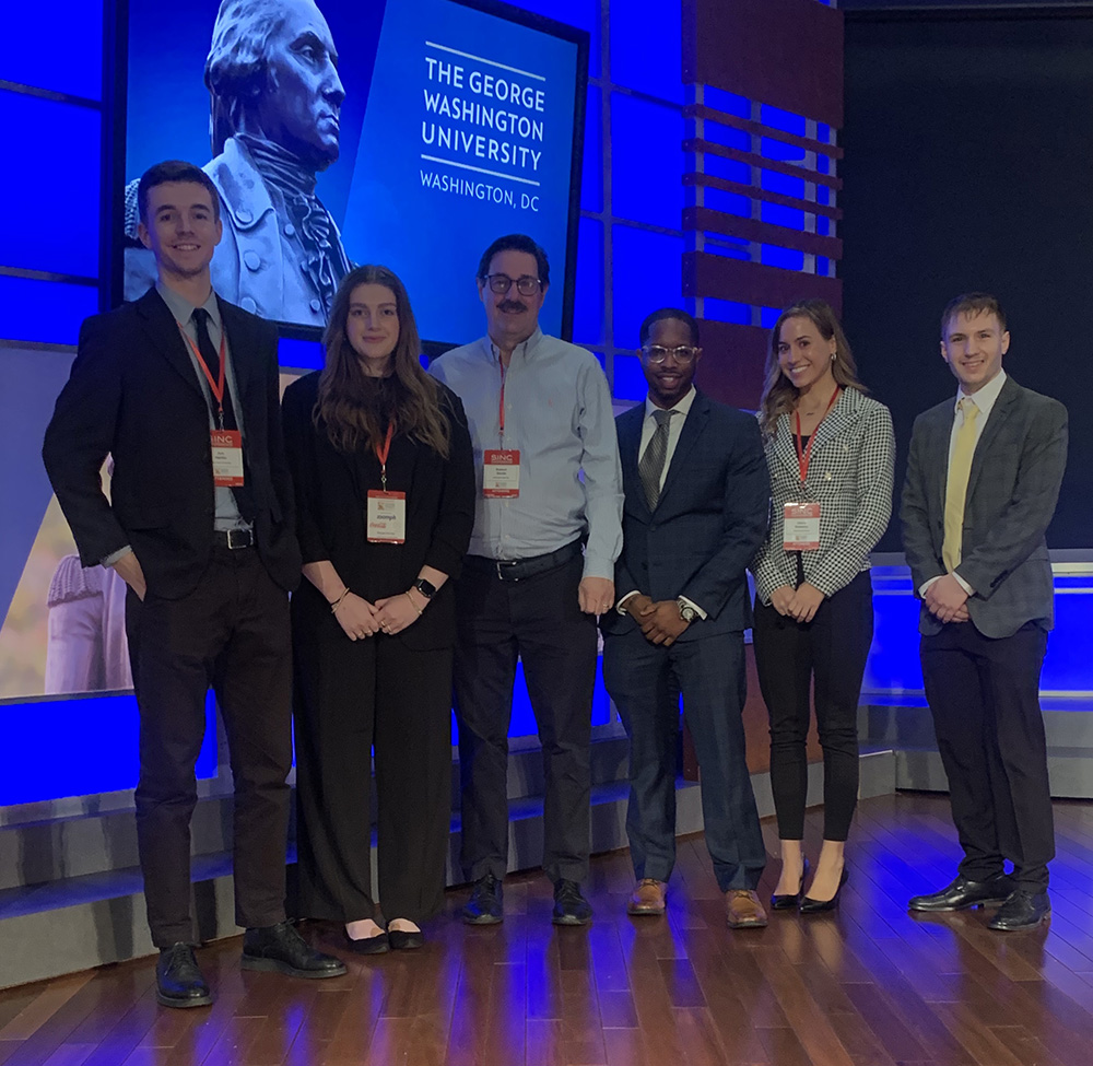 Associate Professor Robert Derda and SAEM students attended the 2022 Sports Industry Networking and Career (SINC) Conference at George Washington University.