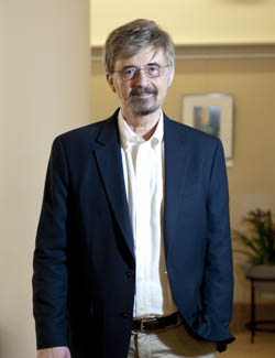 Robert Fessler, Ph.D. is a psychology professor and acting dean of the School of Arts and Sciences at Point Park University.