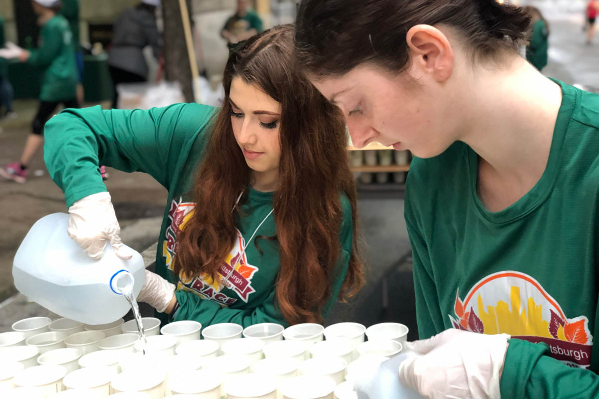 Honors Program students volunteer at the Great Race.