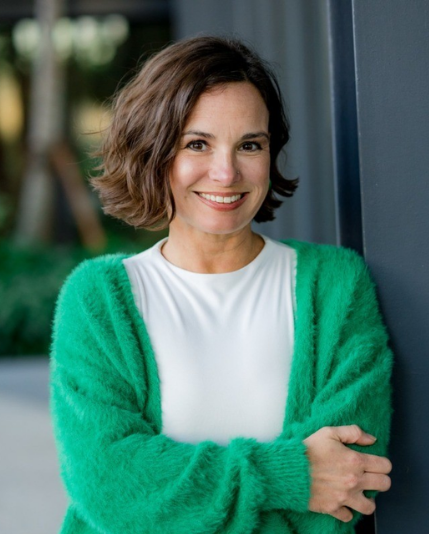 Amanda Keefer Headshot