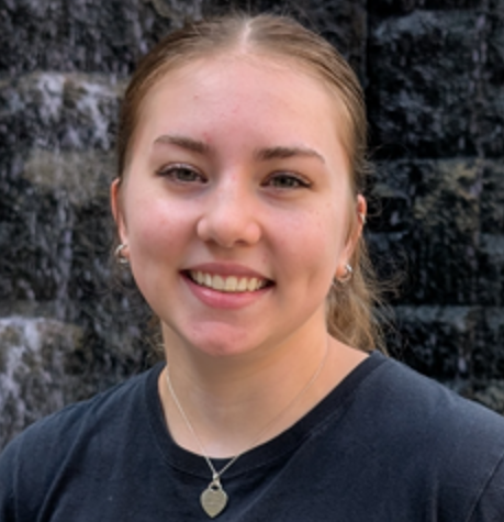 Photo of Alaina Halbleib