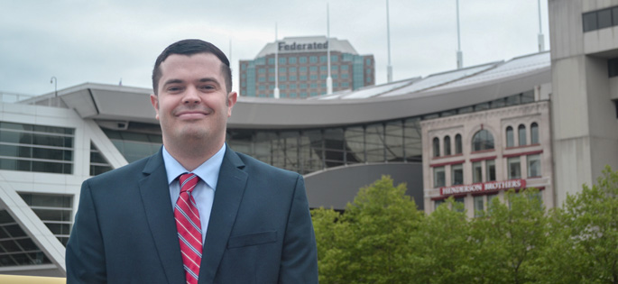 Pictured is accounting alumnus and M.B.A. student Brandon Camic, staff accountant for Federated Investors. | Photo by Tanner Knapp