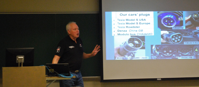 Pictured is Don Christian, Silicon Valley innovator and engineer speaking to the Business of Energy M.B.A. class at Point Park University. | Photo by Sydney Patton