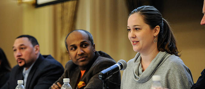 The Point Park News Service welcomed Sree Sreenivasan, chief digital officer at the Metropolitan Museum of Art, as the featured speaker at #Burgh @Point Park, a social media strategy workshop on March 24. Following his presentation, he joined Pittsburgh-area social media leaders for a panel discussion on strategies. Photo | Sarah Cunningham Collins