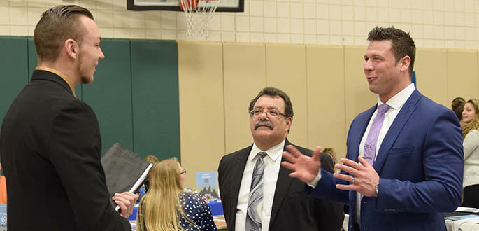 Point Park University's Career Development Center and Schools of Business and Communication hosted the Spring 2017 Internship and Job Fair Feb. 9 in the University's Student Center. Photo | Gracey Evans