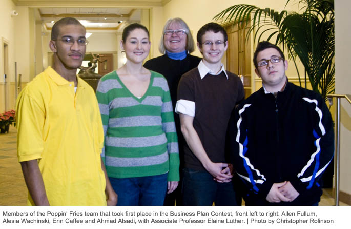 Members of the winning team of the 2009 Business Plan Contest, with Associate Professor Elaine Luthe