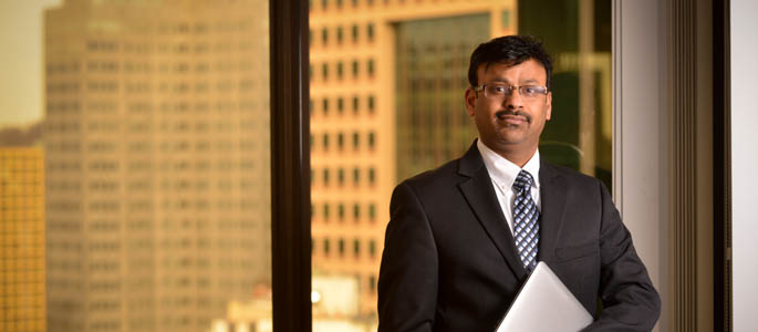 Pictured is Suresh Chockiah, 2013 M.B.A. alumnus and vice president of strategic services and enterprise architecture for PNC Financial Services. | Photo by Jim Judkis