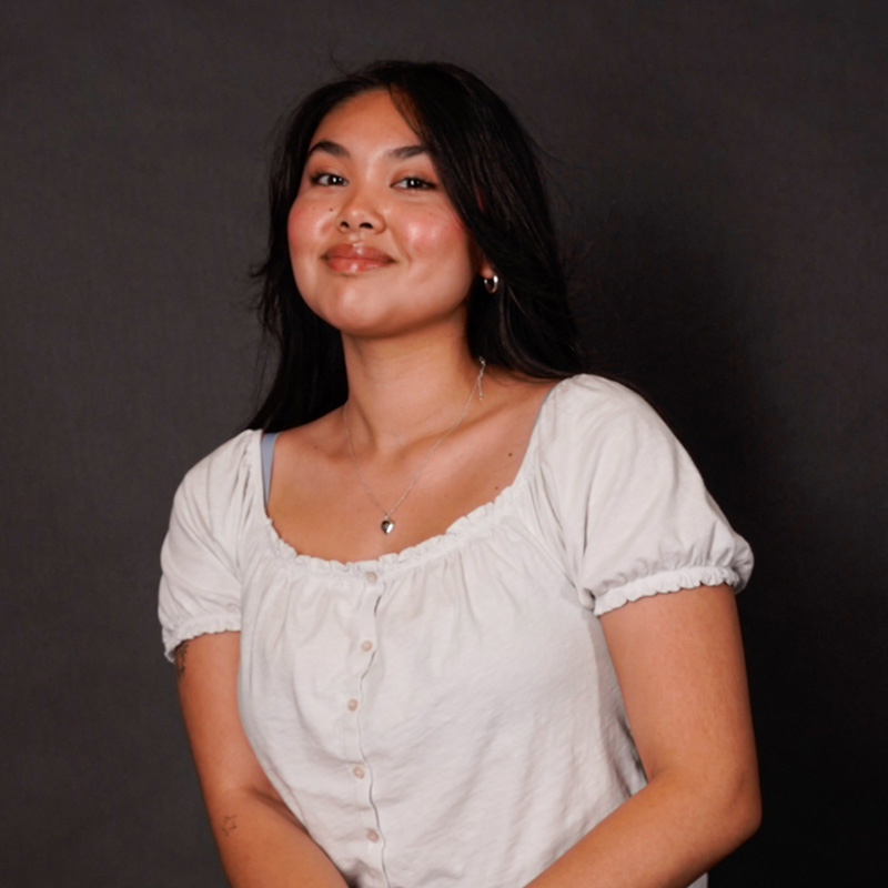 Pictured is Grace Thomas (She/Her), a Sports, Arts, Entertainment and Music Business student who is on track to graduate in 2026.
