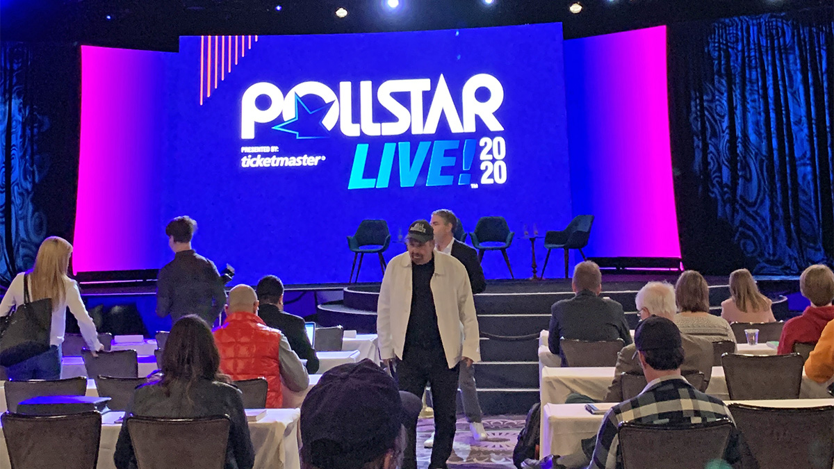 Pictured are SAEM students at the Pollstar LIVE 2020 conference.