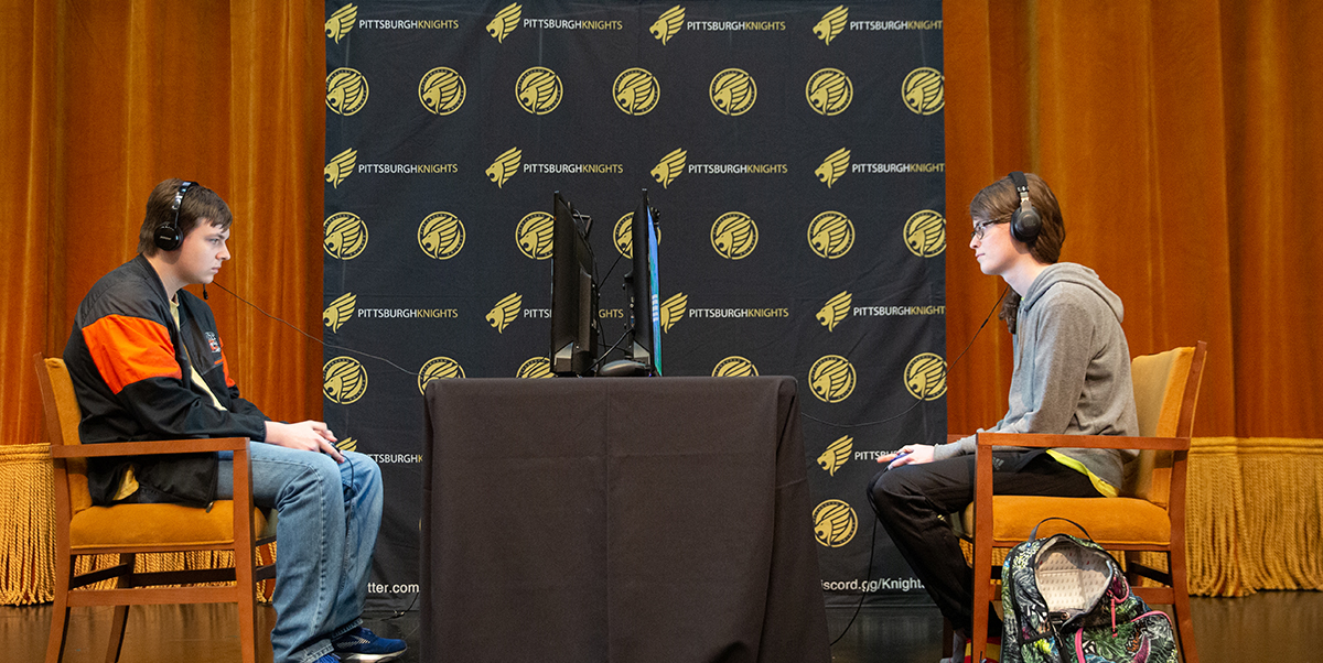 Pictured are players and spectators at the 2019 Steel City Showdown esports event. Photos by John Altdorfer.