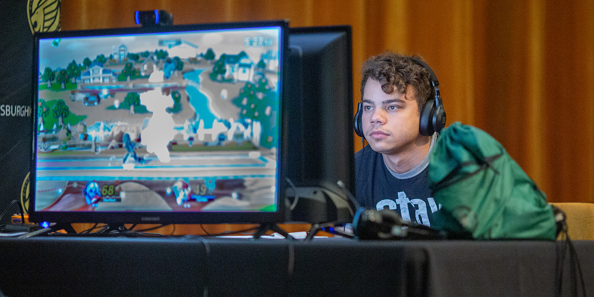 Pictured are players and spectators at the 2019 Steel City Showdown esports event. Photos by John Altdorfer.