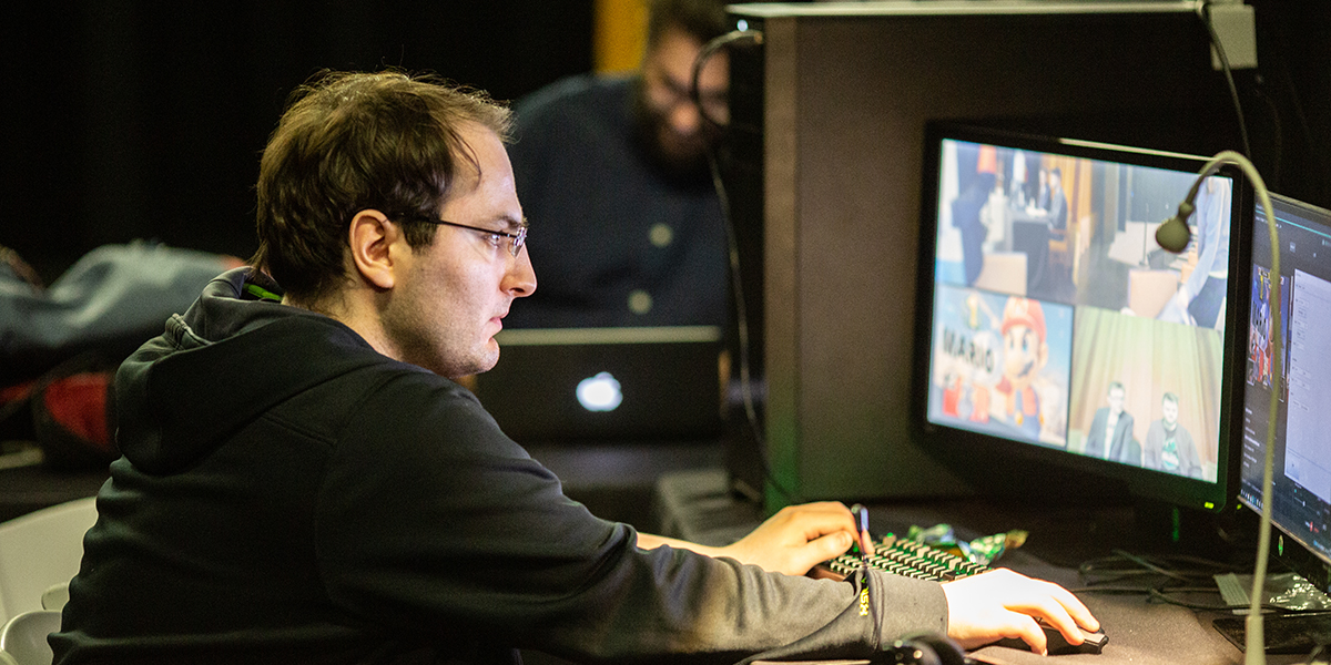 Pictured are players and spectators at the 2019 Steel City Showdown esports event. Photos by John Altdorfer.