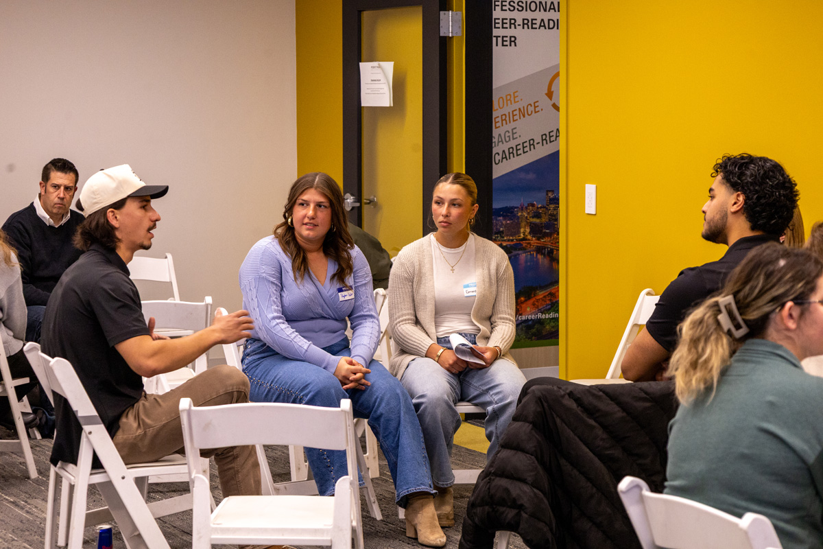 Students speed networking at SAEM Emerging Trends 2026.