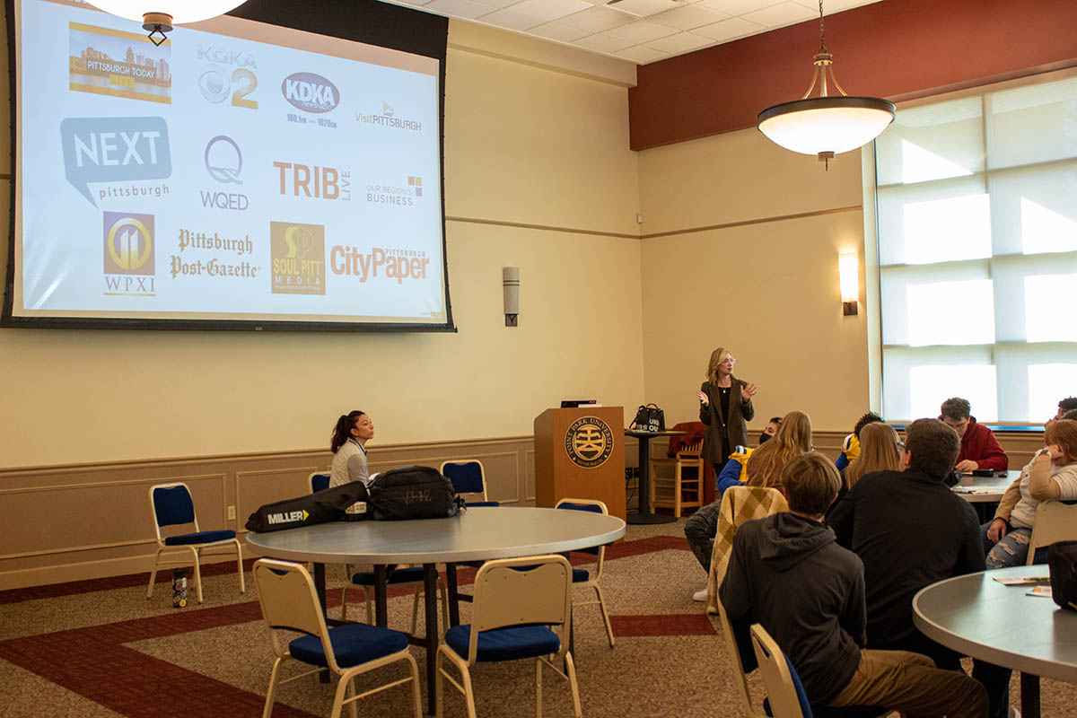 A workshop about marketing media, led by Professor Jenna Lo Castro, Kristin Wilson, Greater Pittsburgh Arts Council, Sarah Schreck and Kylie McCracken from Oyster Creative. Photo | Natalie Caine