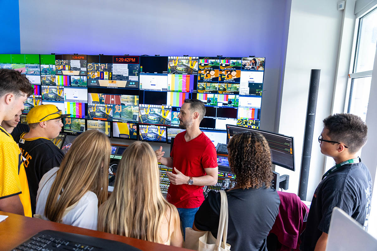 Students get a behind-the-scenes tour at SportsNet Pittsburgh. Photo | Kyle Archer