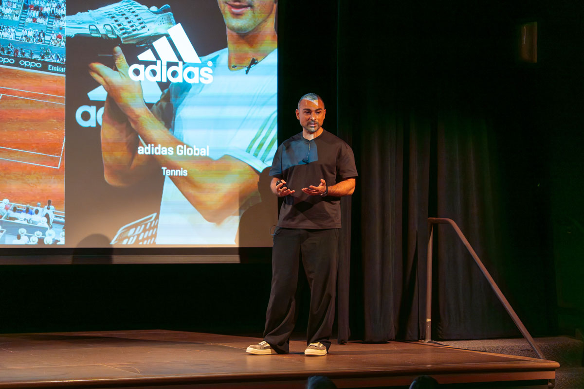 Yassine Saidi presents in the GRW Theatre.