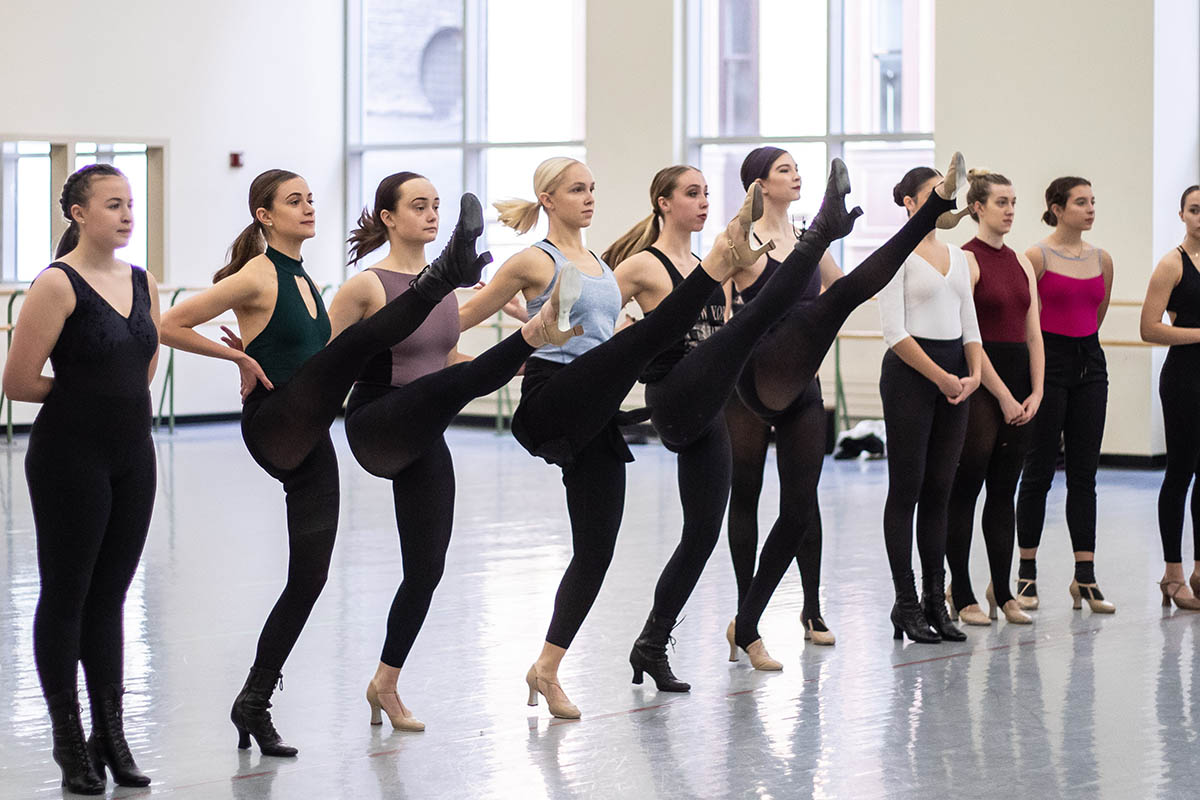 Alumna and former Rockette Eileen Grace hosted a Precision Jazz and Kick Line Workshop in the George Rowland White Performance Center. Photo | Hannah Johnston