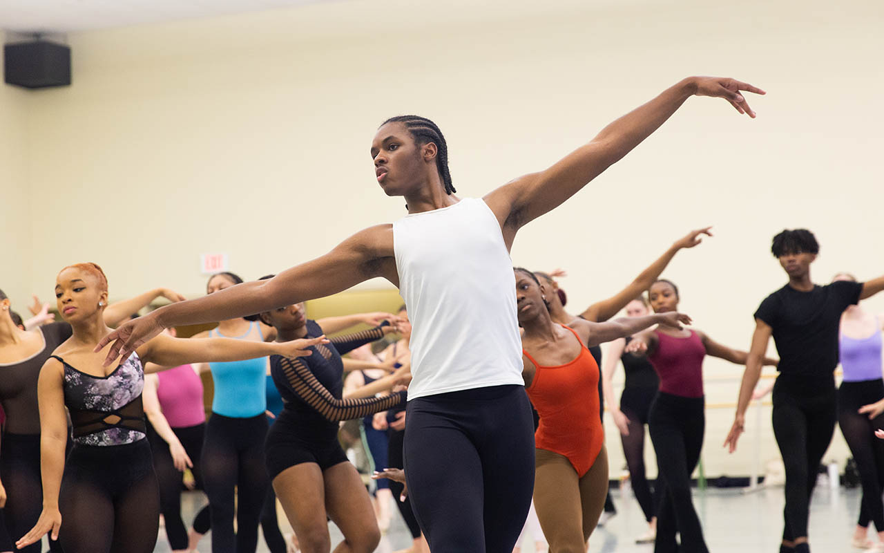 Complexions Contemporary Ballet master class. Photo | Randall Coleman