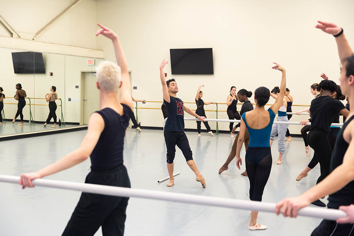 Complexions Contemporary Ballet master class. Photo | Randall Coleman