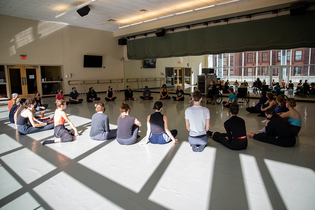 Dancing Wheels Company hosted a class with Point Park students. Photo | John Altdorfer