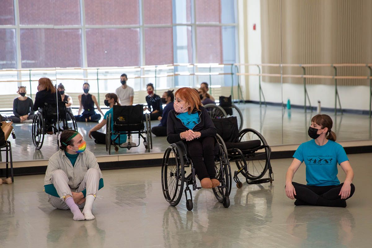 Dancing Wheels Company hosted a class with Point Park students. Photo | John Altdorfer