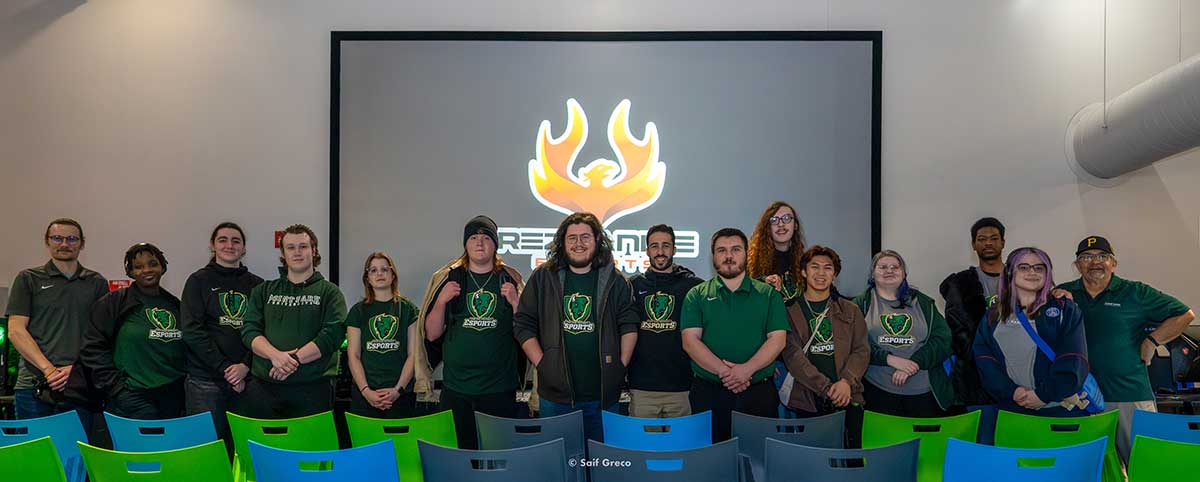 A group photo of all esports students and leaders who ran the tournament.