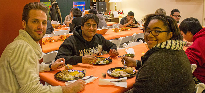International students and Point Park staff members gather to share a traditional American Thanksgiving ahead of the holiday. | Photo by Victoria Mikula