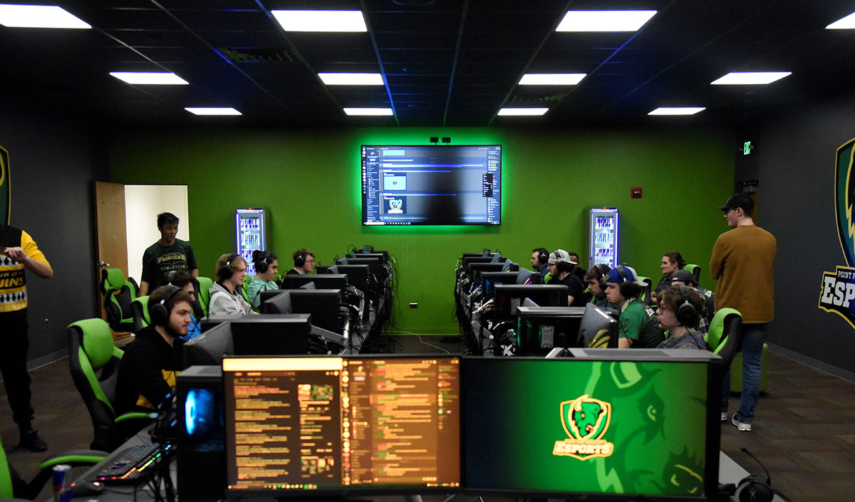 The Esports room, with rows of computers and students sitting at them.